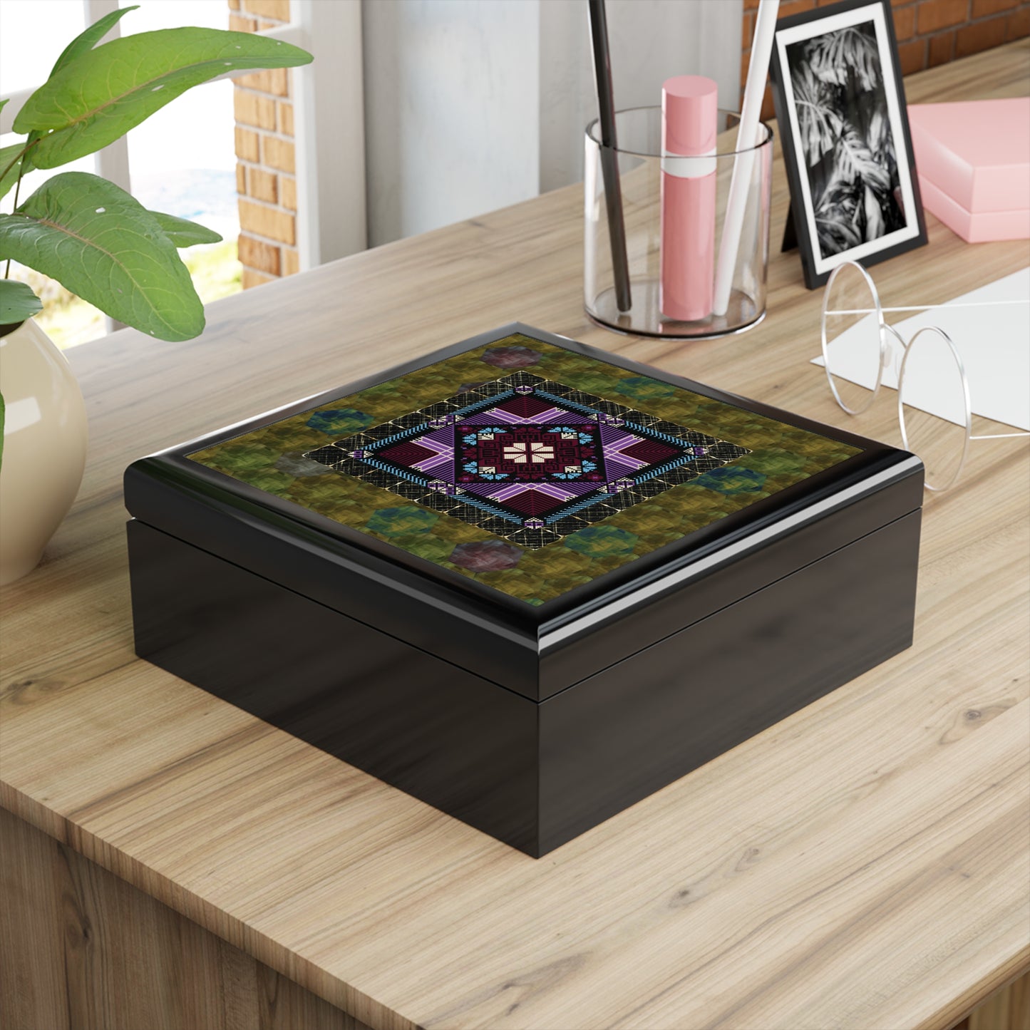 Dream of Values Jewelry Box